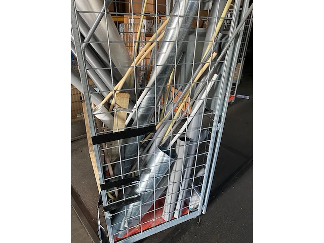 Partij installatiemateriaal - afbeelding 2 van  4