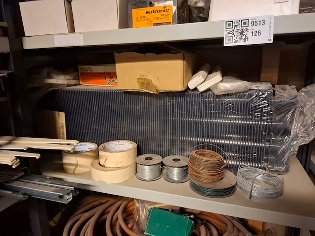 Partij installatiemateriaal - afbeelding 17 van  40