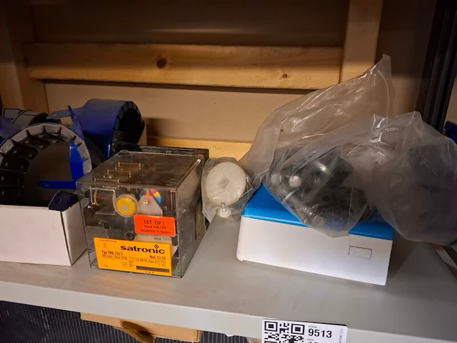 Partij installatiemateriaal - afbeelding 20 van  40