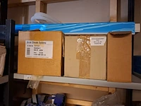 Partij installatiemateriaal - afbeelding 21 van  40