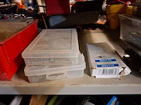 Partij installatiemateriaal - afbeelding 26 van  40