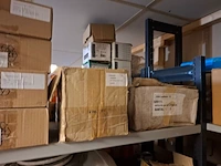 Partij installatiemateriaal - afbeelding 37 van  40
