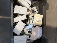 Partij installatiemateriaal - afbeelding 28 van  28