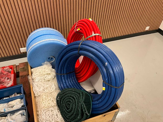 Partij installatiemateriaal - afbeelding 5 van  6