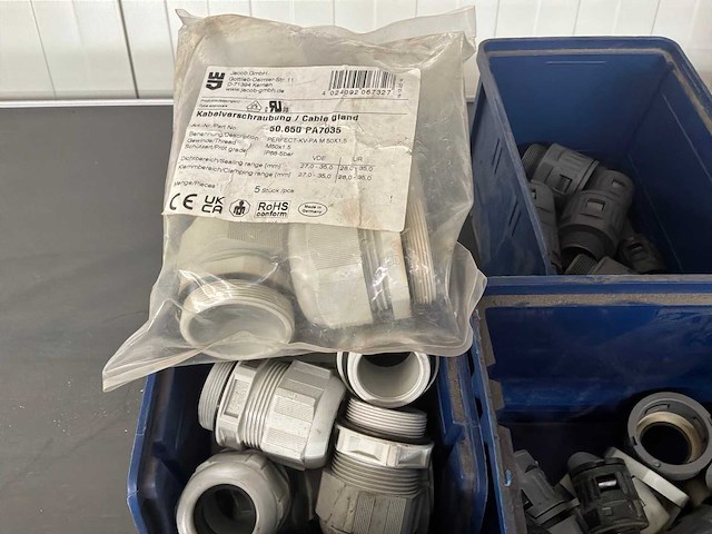 Partij installatiemateriaal - afbeelding 4 van  6