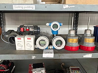Partij installatiemateriaal - afbeelding 1 van  8