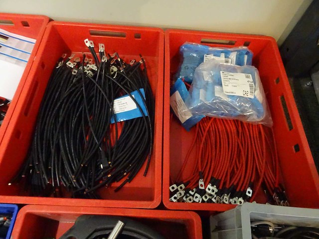 Partij installatiemateriaal - afbeelding 4 van  7