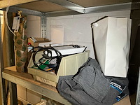 Partij installatiematerialen, gereedschappen en diversen - afbeelding 3 van  32