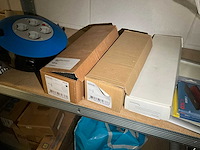 Partij installatiematerialen, gereedschappen en diversen - afbeelding 6 van  32