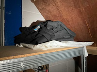 Partij installatiematerialen, gereedschappen en diversen - afbeelding 27 van  32