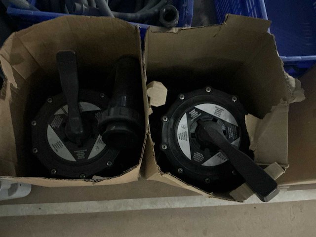 Partij installatiematerialen voor zwembaden - afbeelding 40 van  57