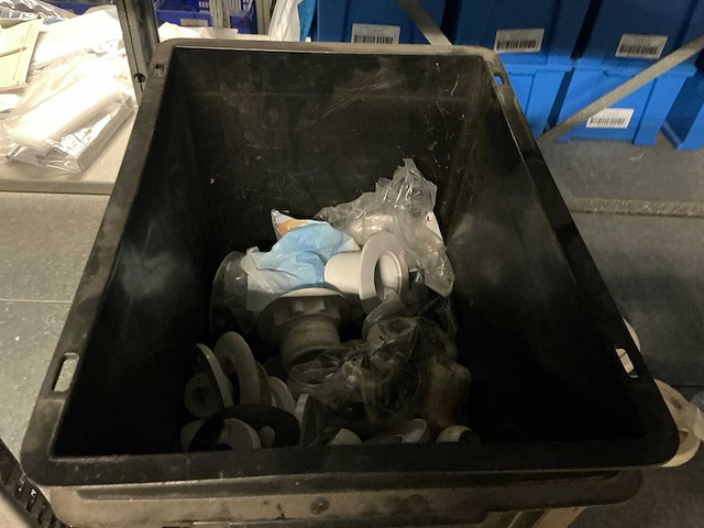 Partij installatiematerialen voor zwembaden - afbeelding 56 van  57