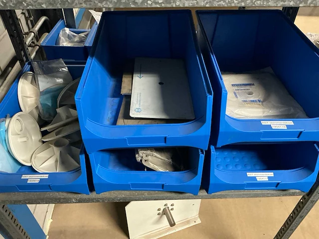 Partij installatiematerialen voor zwembaden - afbeelding 17 van  58