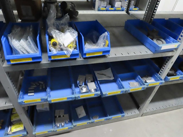 Partij installatiematerialen - afbeelding 3 van  71