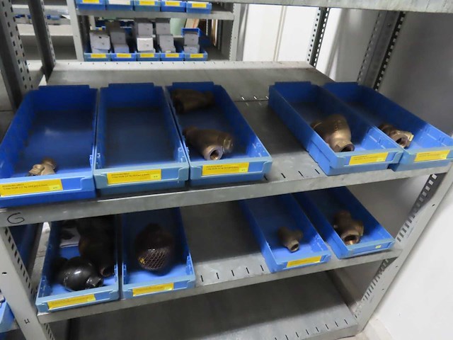 Partij installatiematerialen - afbeelding 5 van  71