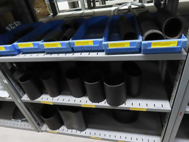 Partij installatiematerialen - afbeelding 21 van  71