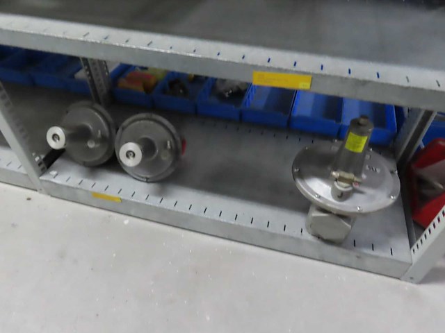 Partij installatiematerialen - afbeelding 12 van  71