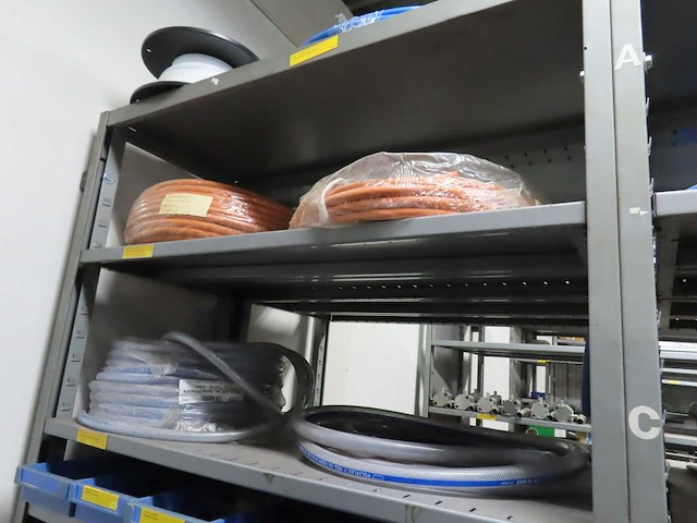 Partij installatiematerialen - afbeelding 24 van  71