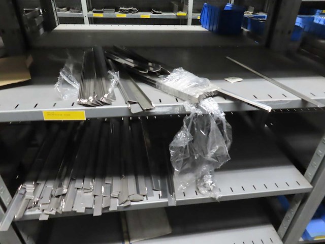 Partij installatiematerialen - afbeelding 46 van  71