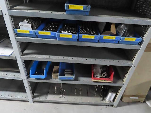 Partij installatiematerialen - afbeelding 58 van  71