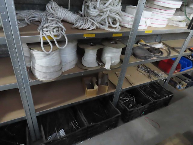 Partij installatiematerialen - afbeelding 64 van  71