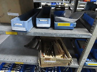 Partij installatiematerialen - afbeelding 14 van  50