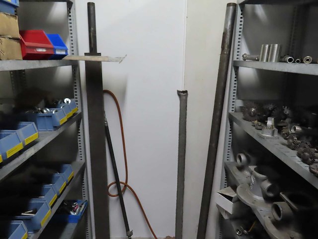 Partij installatiematerialen - afbeelding 26 van  50