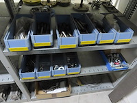 Partij installatiematerialen - afbeelding 27 van  50