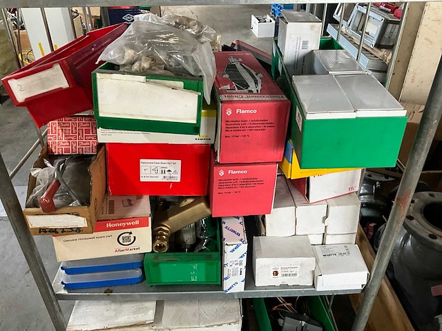 Partij installatiematerialen - afbeelding 5 van  6