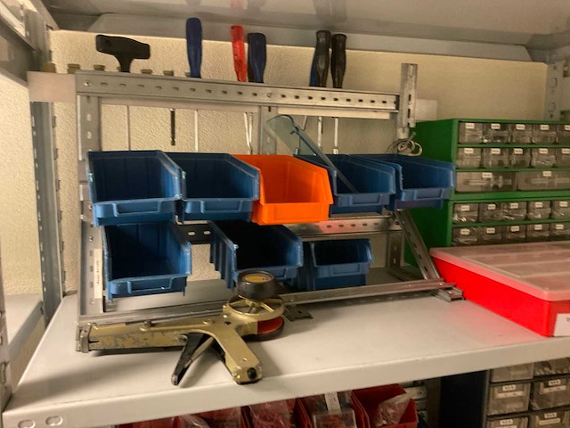 Partij installatiematerialen - afbeelding 2 van  6