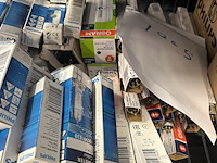 Partij installatietechniek accessoires w.o. mountain rail kit w.o. phillips, siemens, osram - afbeelding 3 van  7