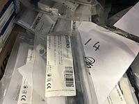 Partij installatietechniek accessoires w.o. mountain rail kit w.o. phillips, siemens, osram - afbeelding 4 van  7