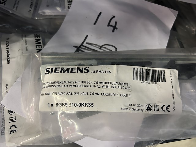 Partij installatietechniek accessoires w.o. mountain rail kit w.o. phillips, siemens, osram - afbeelding 5 van  7