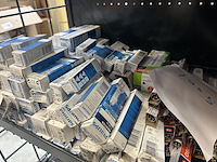 Partij installatietechniek accessoires w.o. mountain rail kit w.o. phillips, siemens, osram - afbeelding 7 van  7