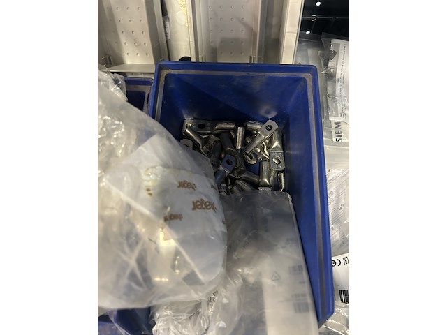 Partij installatietechniek accessoires w.o. verlichting w.o. phillips, klauke - afbeelding 3 van  11