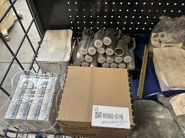 Partij installatietechniek accessoires w.o. verlichting w.o. phillips, klauke - afbeelding 4 van  11