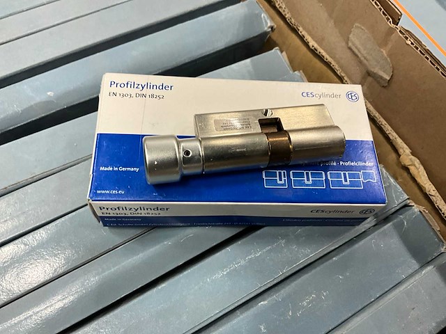 Partij insteeksloten & cilinders - afbeelding 5 van  7