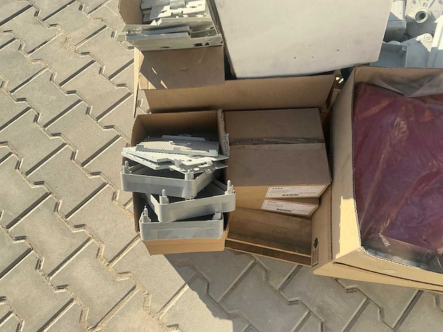 Partij inststallatie onderdelen - afbeelding 6 van  8