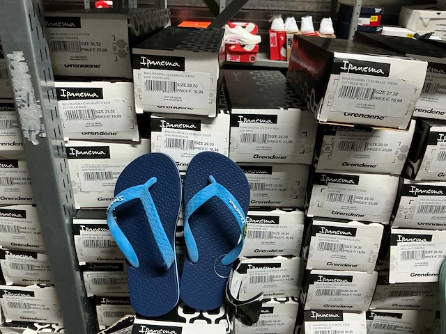 Partij ipanema kinder slippers (133x) - afbeelding 3 van  16