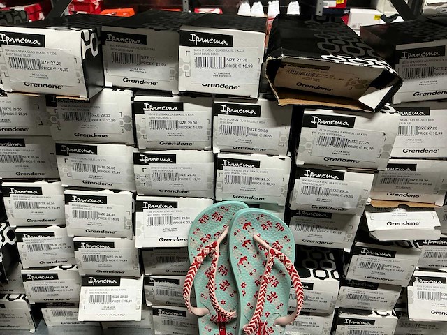 Partij ipanema kinder slippers (133x) - afbeelding 5 van  16