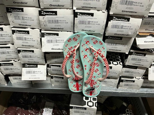 Partij ipanema kinder slippers (133x) - afbeelding 6 van  16
