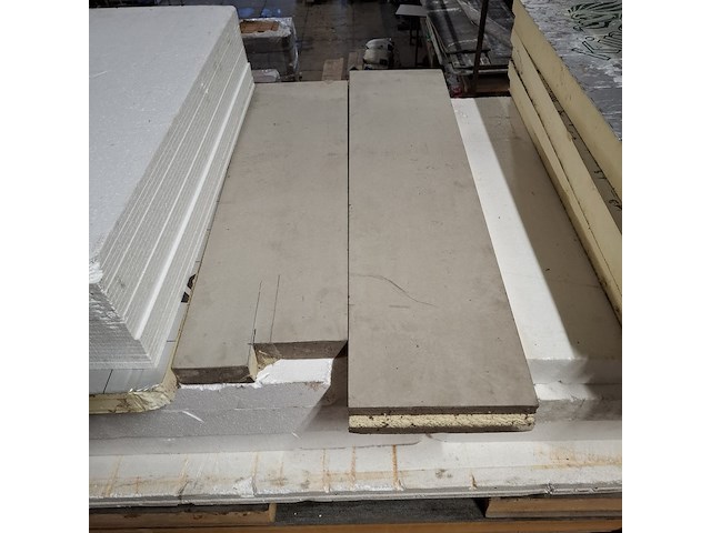 Partij isolatiemateriaal - afbeelding 2 van  12