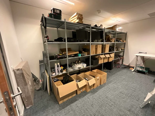 Partij it-apparatuur - afbeelding 1 van  34