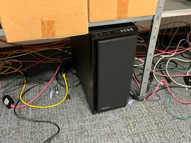 Partij it-apparatuur - afbeelding 15 van  34