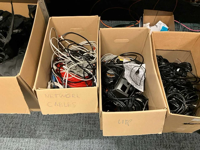 Partij it-apparatuur - afbeelding 23 van  34