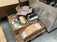 Partij it goederen - afbeelding 10 van  11