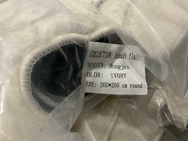 Partij japandi fluffy boogjes ivory 200x200cm round vloerkleden (12x) - afbeelding 5 van  5