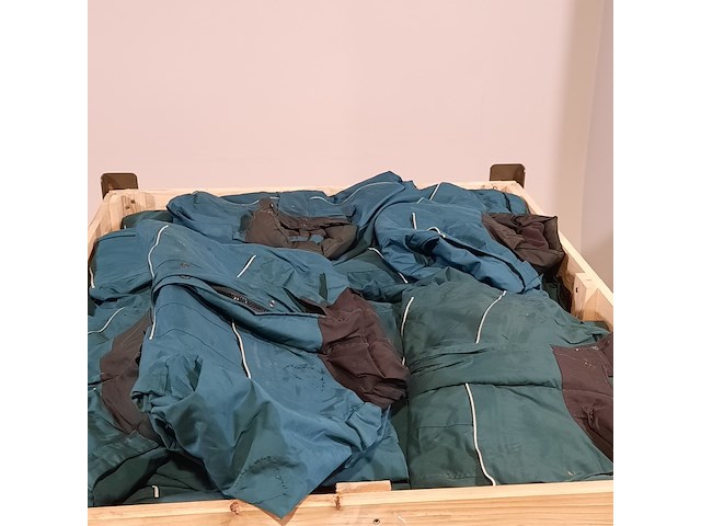 Partij jassen - afbeelding 6 van  8