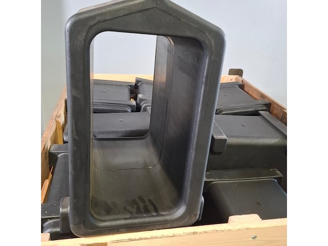 Partij jerrycans en containers - afbeelding 4 van  7
