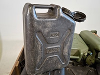 Partij jerrycans, o.a. scepter - afbeelding 3 van  7